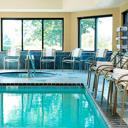 Courtyard By Marriott Ithaca Airport/University Esterno foto